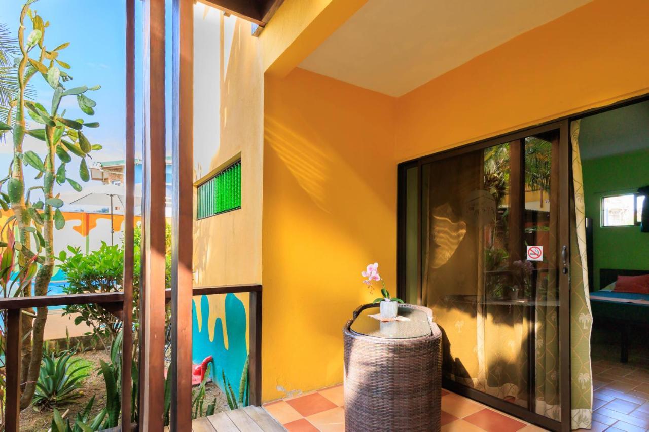 Hotel Boutique La Casa De Las Flores Cahuita Exterior photo